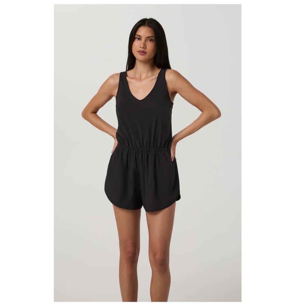NEW Vuori Villa Tank Romper Size Medium